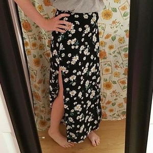 Daisy maxi skirt